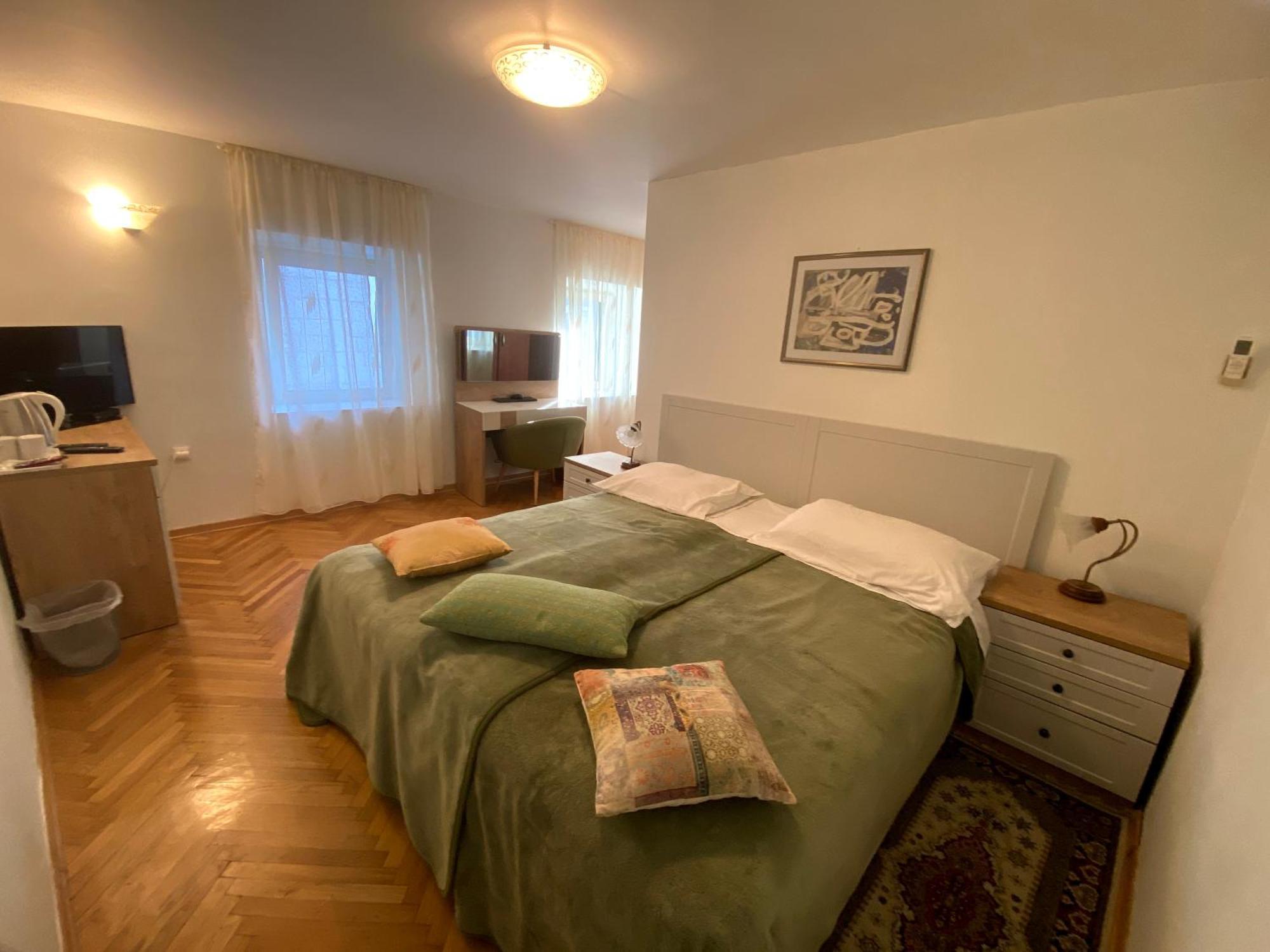 Rooms Base Split Bagian luar foto