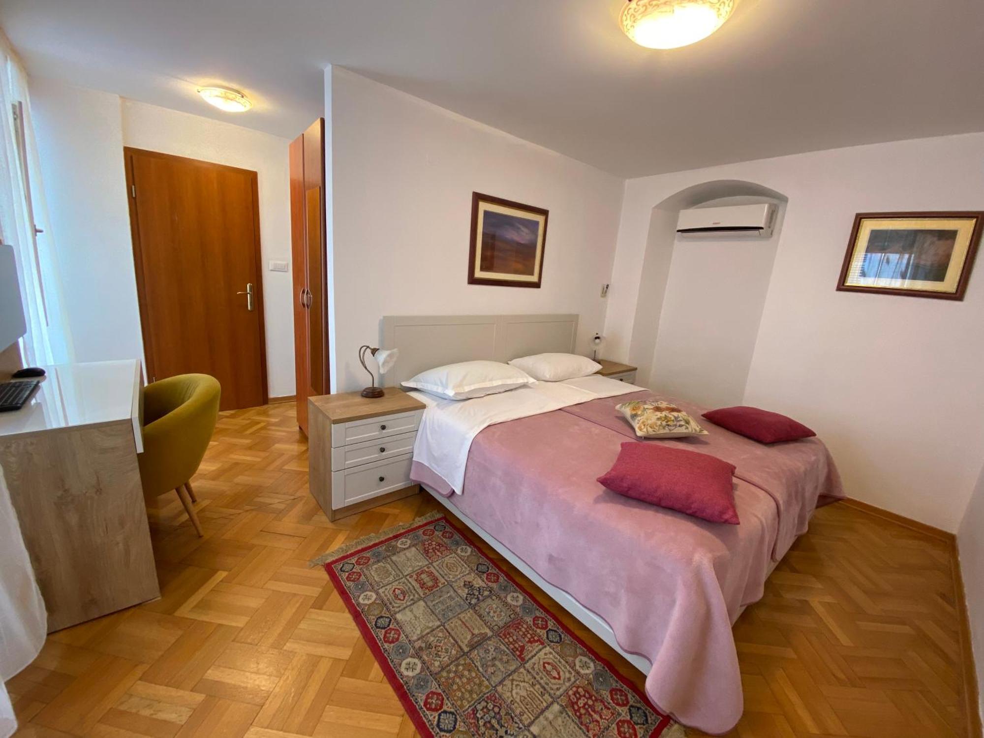 Rooms Base Split Bagian luar foto