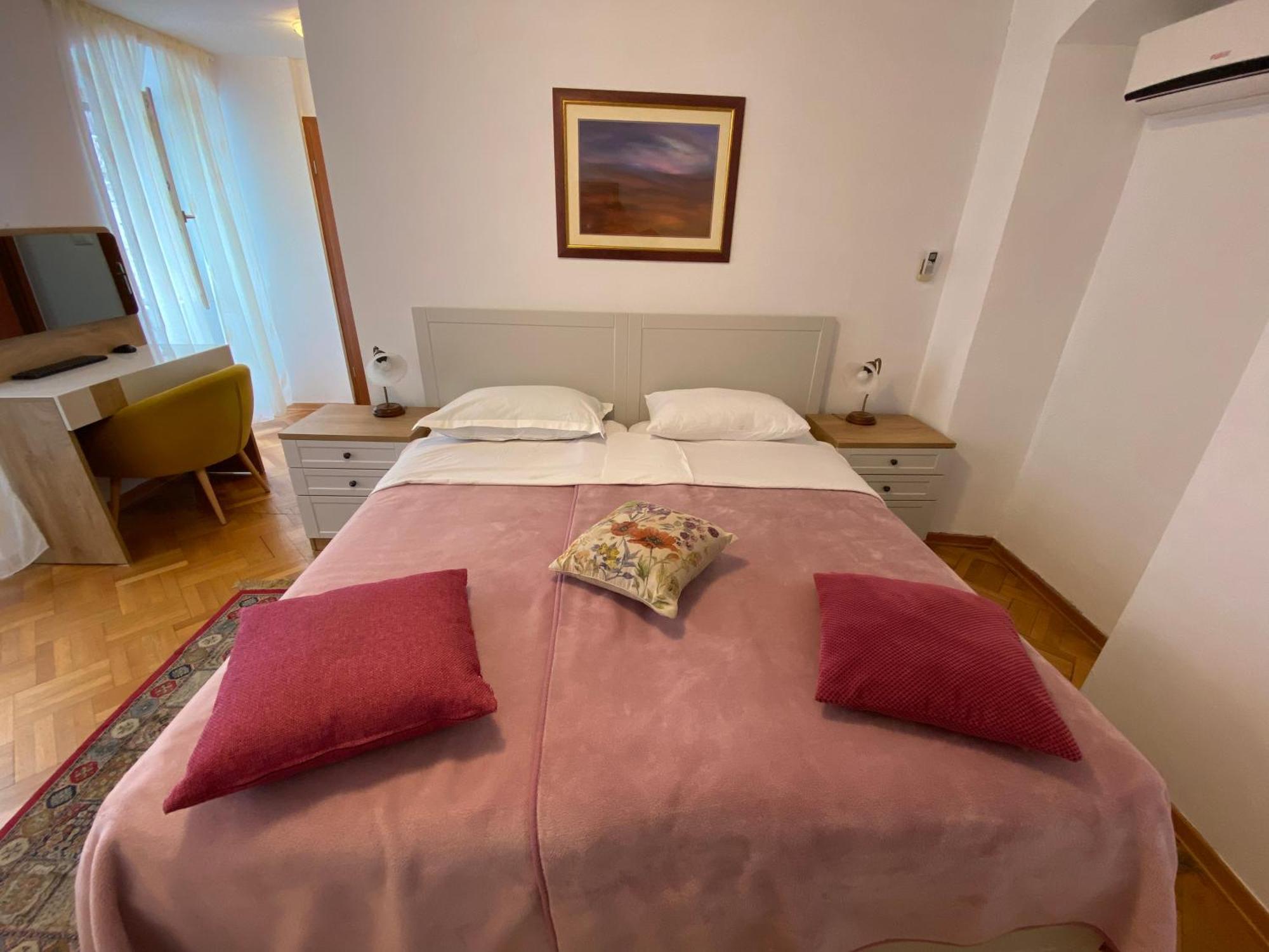 Rooms Base Split Bagian luar foto