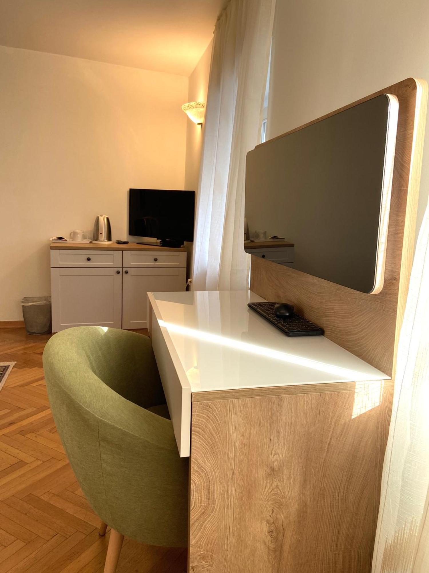 Rooms Base Split Bagian luar foto