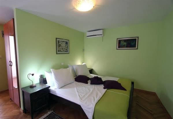 Rooms Base Split Bagian luar foto