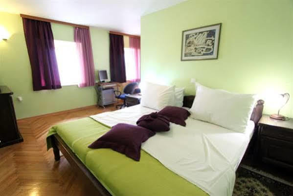Rooms Base Split Bagian luar foto